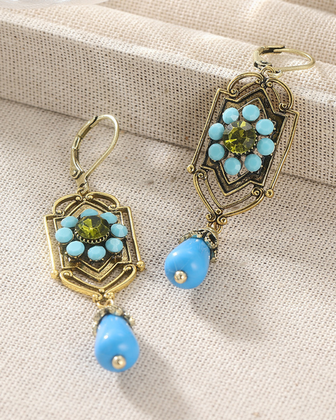 Vintage Teardrop Pearl Earrings