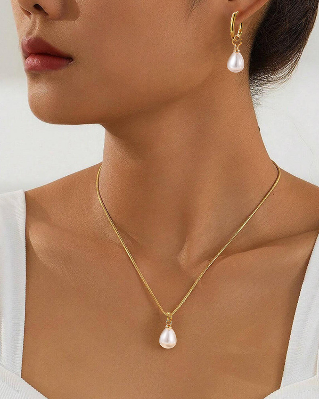 Teardrop Pearl Jewelry Set