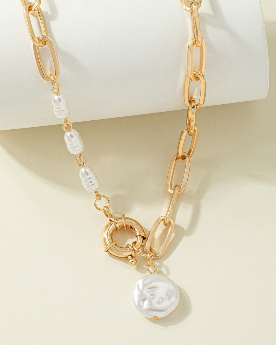 Pearl Link Pendant Necklace