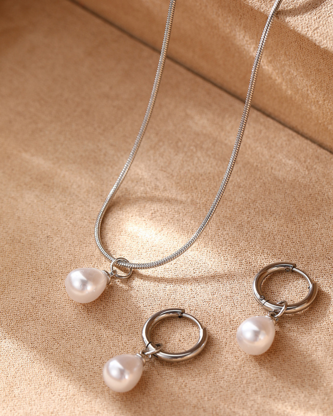 Teardrop Pearl Jewelry Set