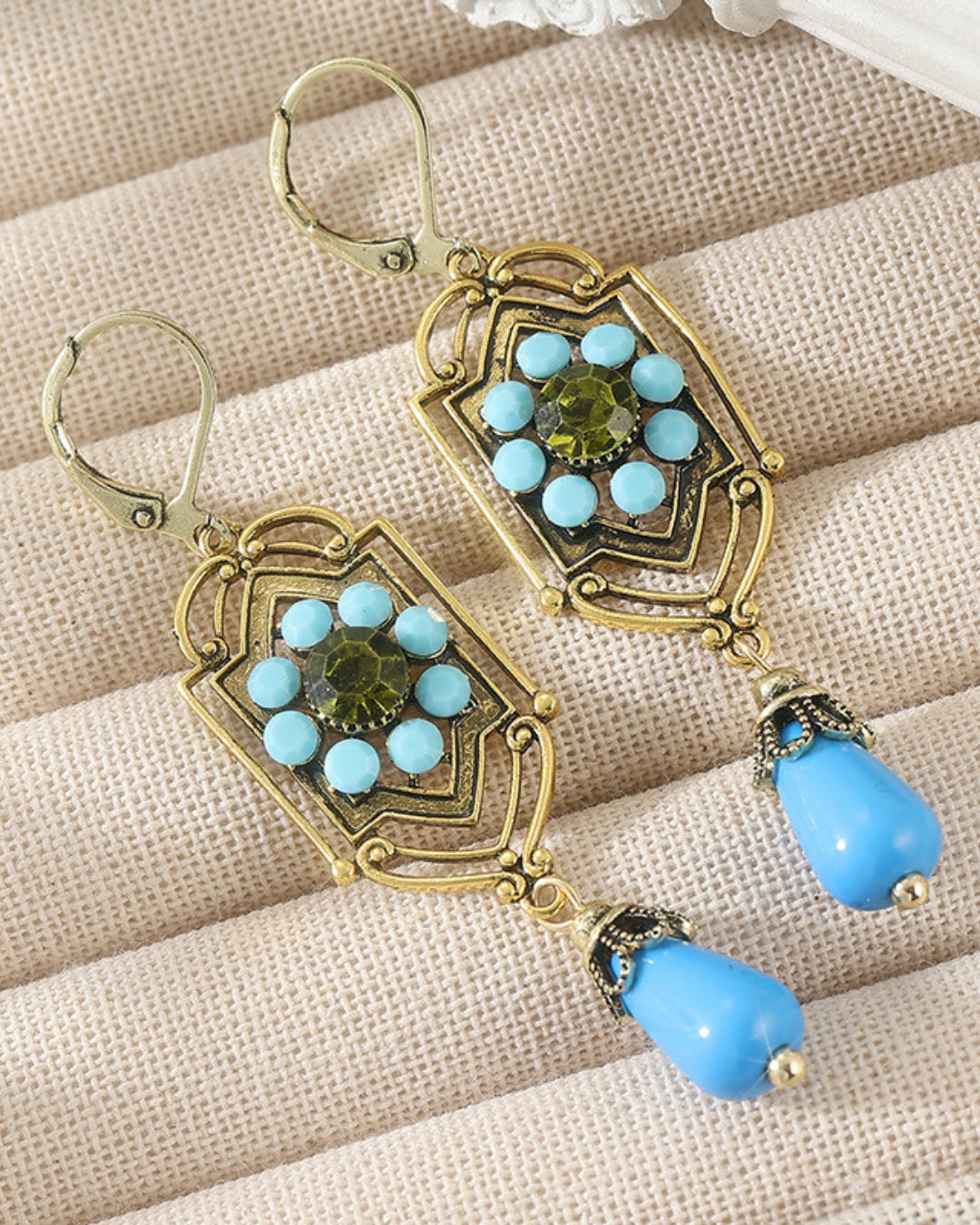 Vintage Teardrop Pearl Earrings