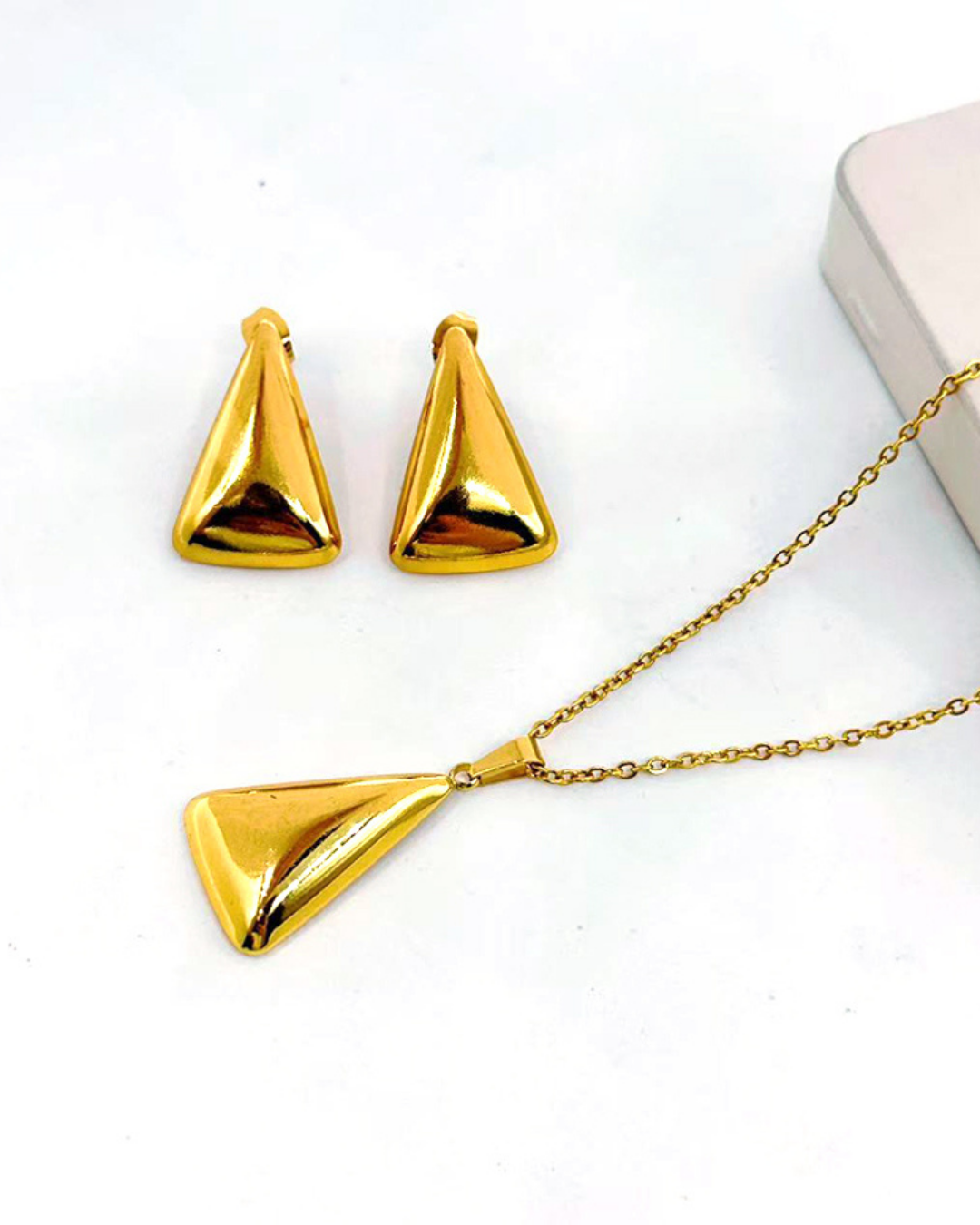 Sculpted Triangle Jewelry Set