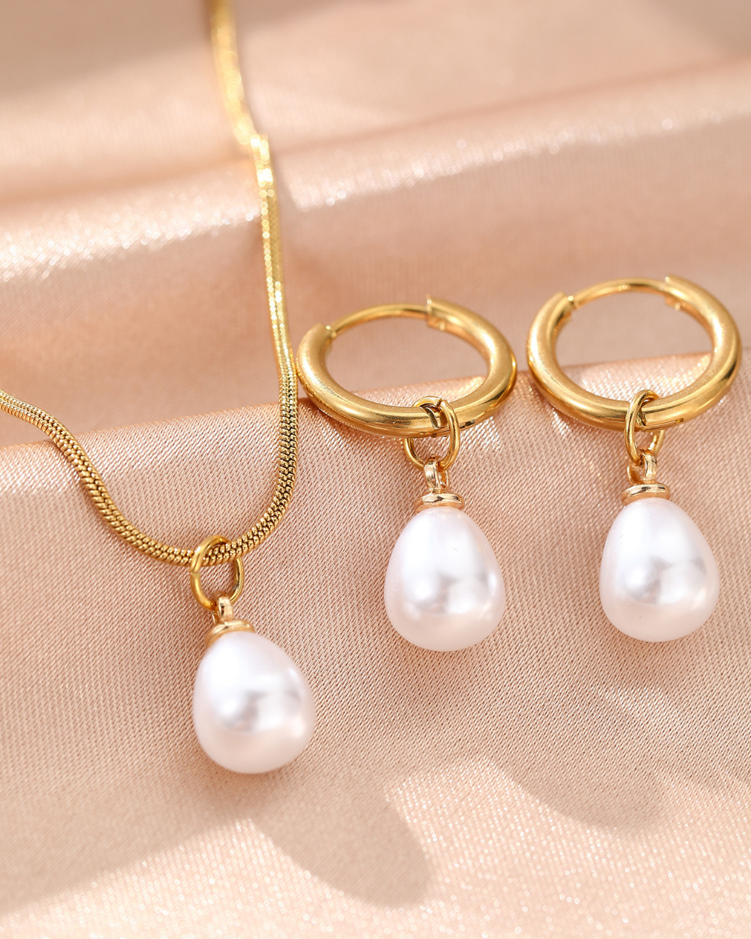 Teardrop Pearl Jewelry Set
